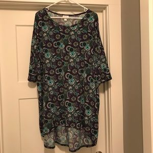 LuLaRoe Irma Tunic